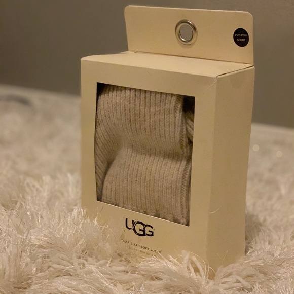 UGG short pom pom rainboot knit socks ✨ - Picture 5 of 7
